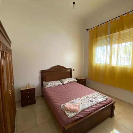 Appartement Martil 3 Chambres Proche De Centre Ville 5Mn A Pied Et La Plage 10Mn A Pied Et 10Mn De Aeroport Tetouan En Voiture Kültér fotó