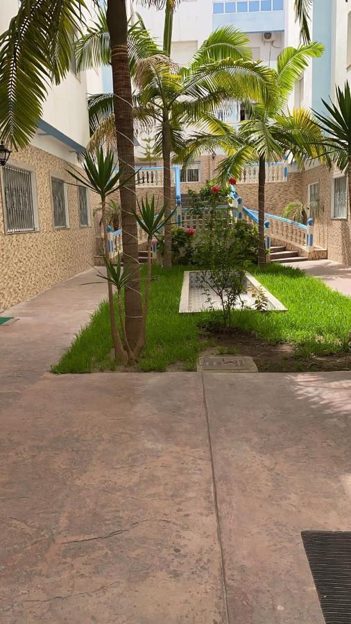 Appartement Martil 3 Chambres Proche De Centre Ville 5Mn A Pied Et La Plage 10Mn A Pied Et 10Mn De Aeroport Tetouan En Voiture Kültér fotó