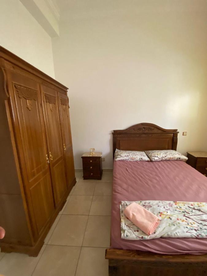 Appartement Martil 3 Chambres Proche De Centre Ville 5Mn A Pied Et La Plage 10Mn A Pied Et 10Mn De Aeroport Tetouan En Voiture Kültér fotó