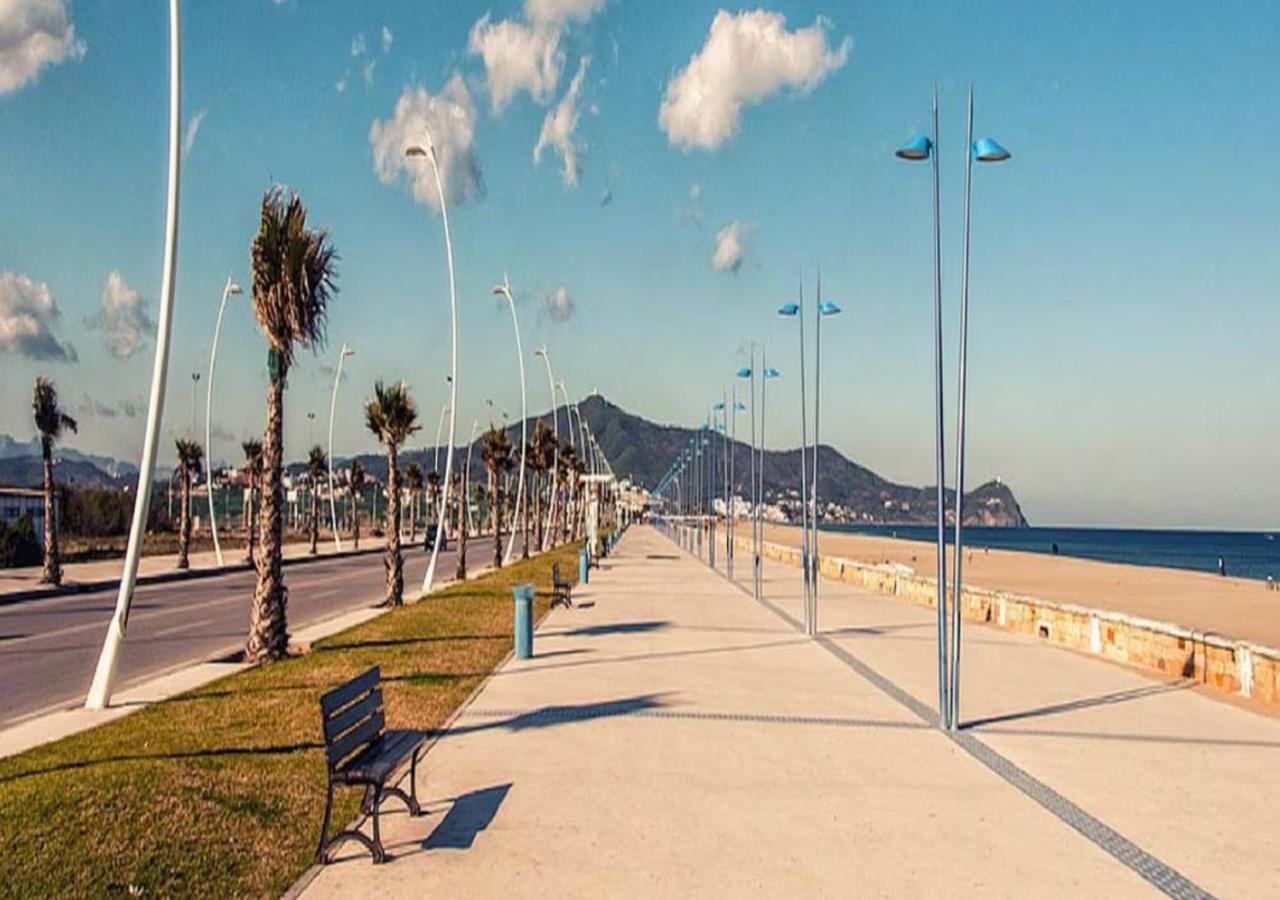 Appartement Martil 3 Chambres Proche De Centre Ville 5Mn A Pied Et La Plage 10Mn A Pied Et 10Mn De Aeroport Tetouan En Voiture Kültér fotó